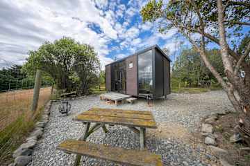 Whitestone Retreat 3 by Tiny Away photo 1