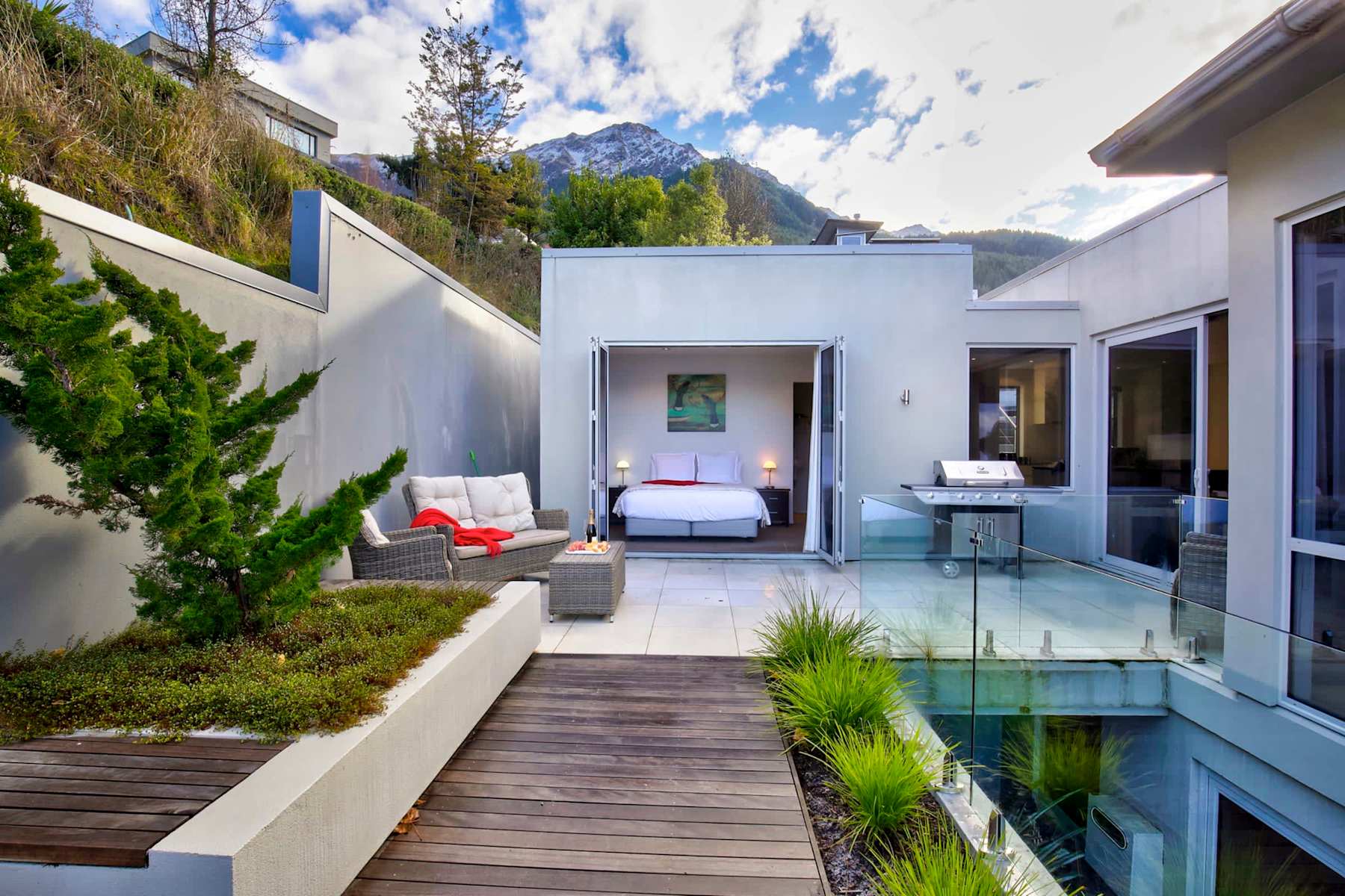 Shine Bright at our White Diamond Holiday Home photo 1