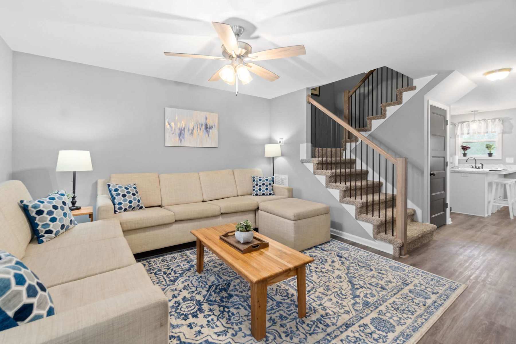 1-Mile to Downtown Clarksville! Queen-City Comfort photo 1
