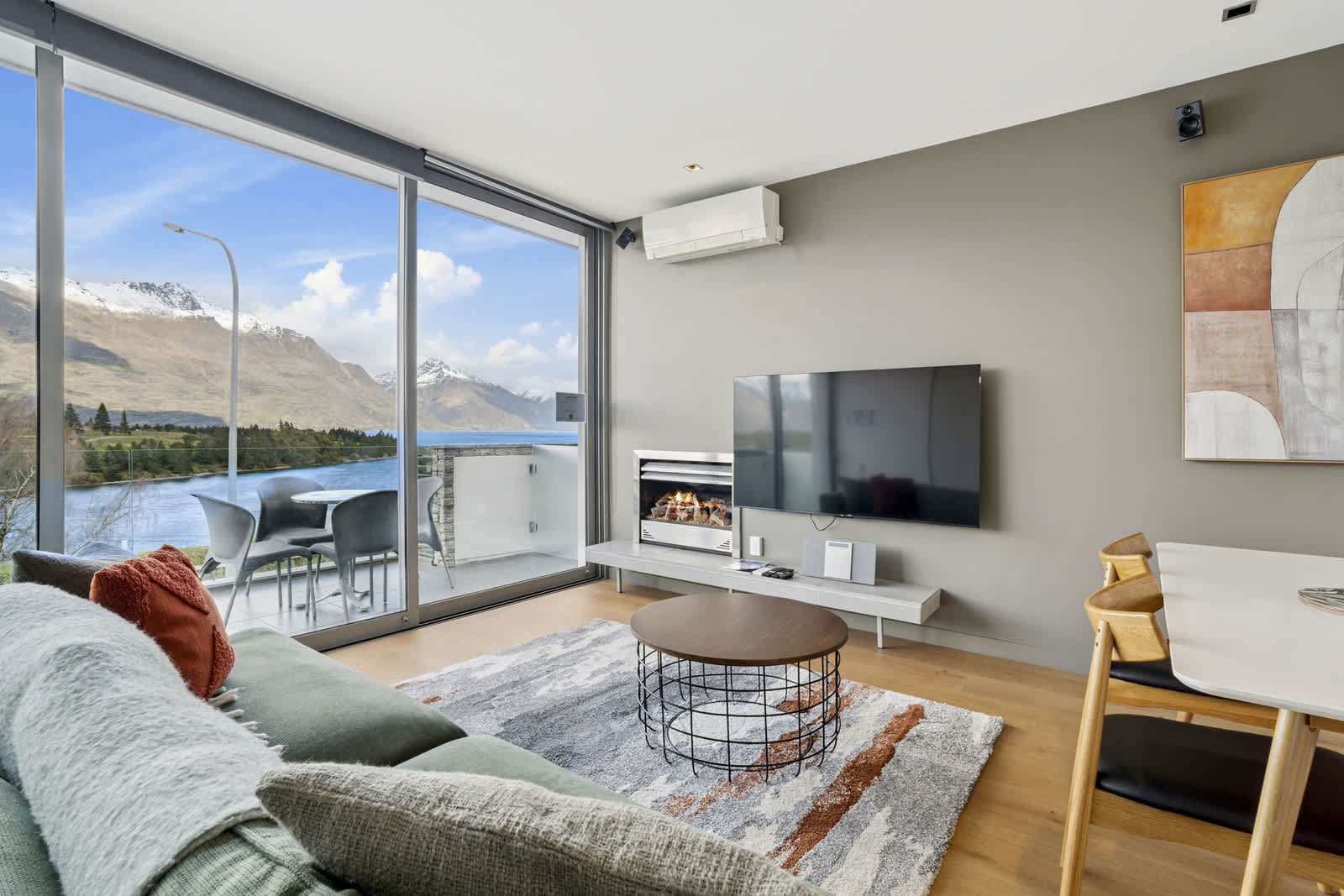 Lakeview Premium 2 Bed Apartment Pounamu 203 photo 1