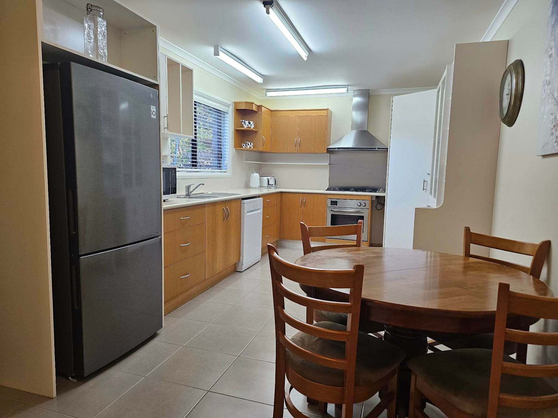 Charming 2BR Home Close to Wineries & Launceston photo 1