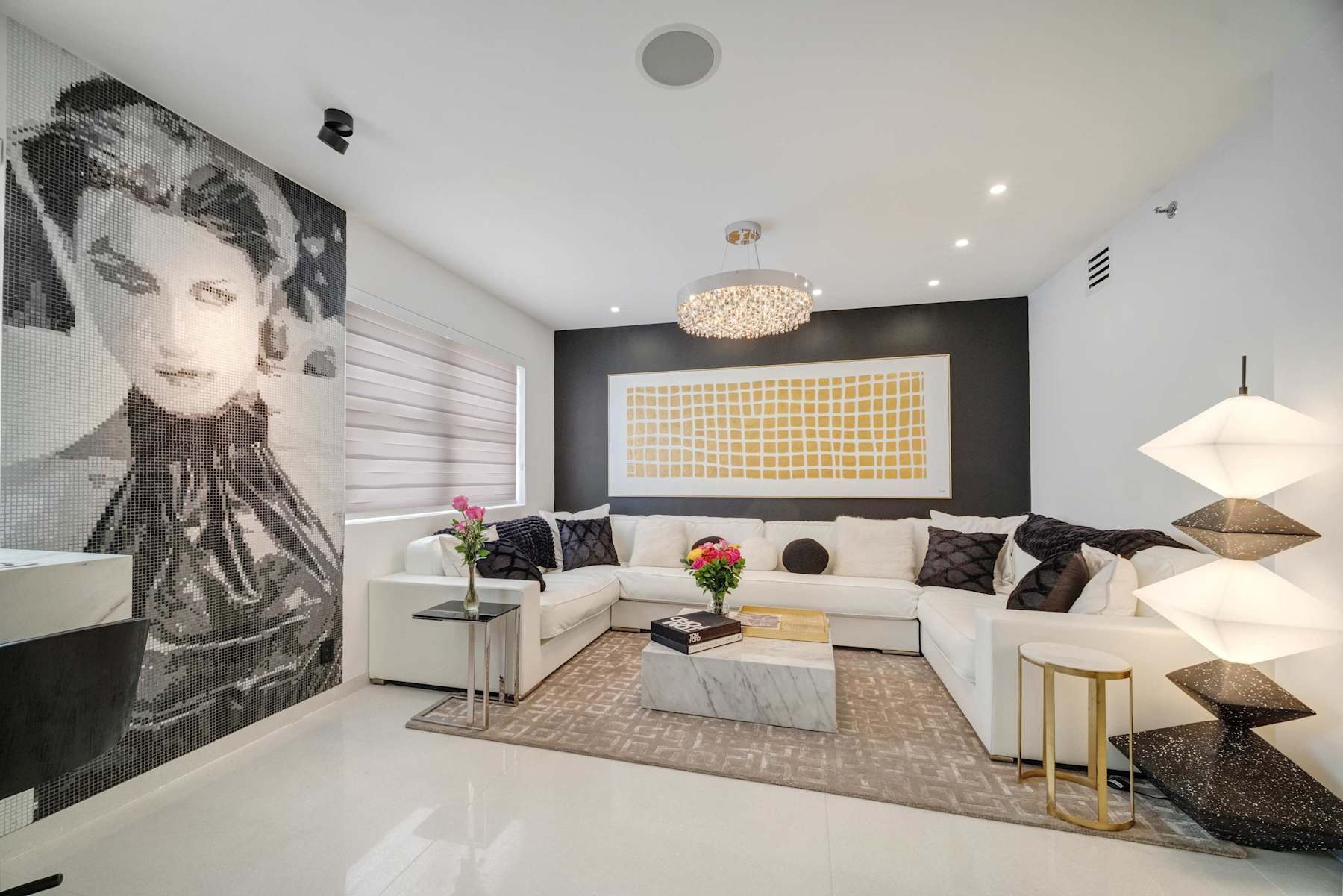 Luxe Oceanfront Penthouse on Ocean Drive, So Beach photo 1