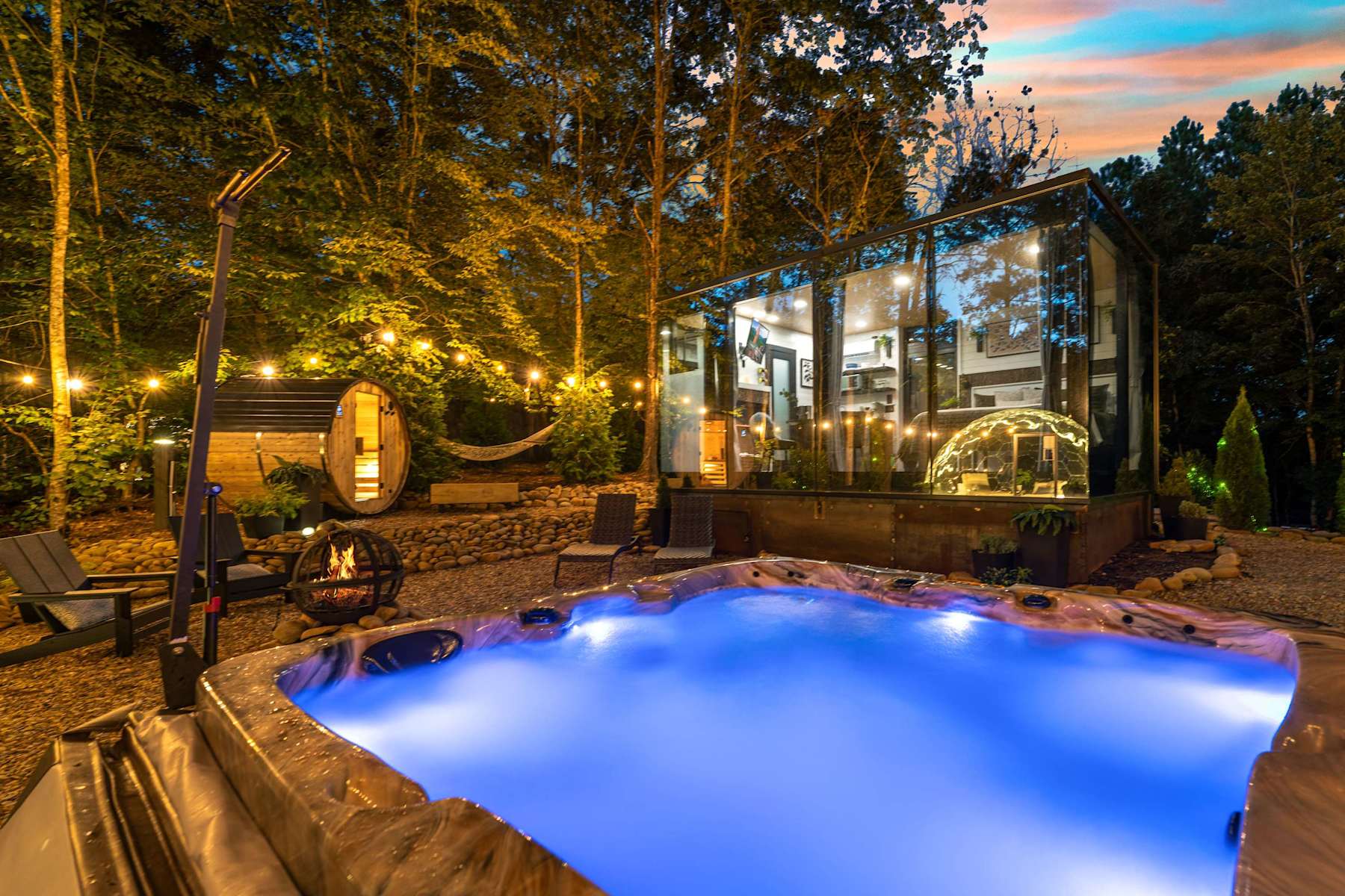 Villa Sol-Mirror Cabin-Private-Hot Tub-FirePit-Luxury photo 1