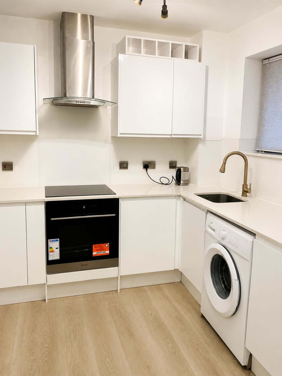 The Croydon Apartment, photograph 6 of 42