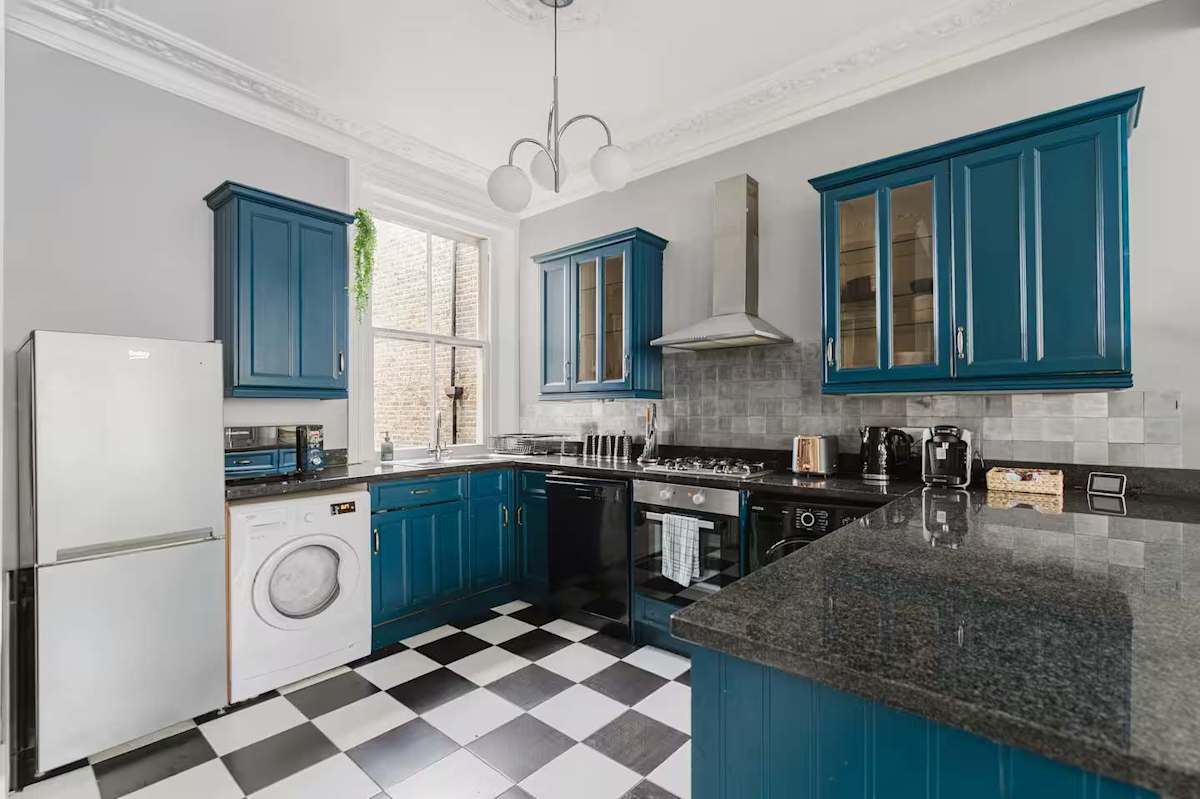 The Fulham Maisonette, photograph 22 of 42