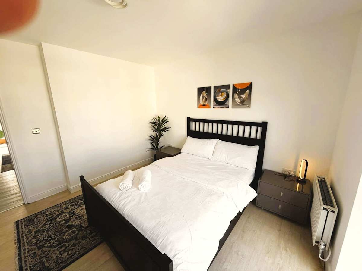 The Croydon Apartment, photograph 21 of 42