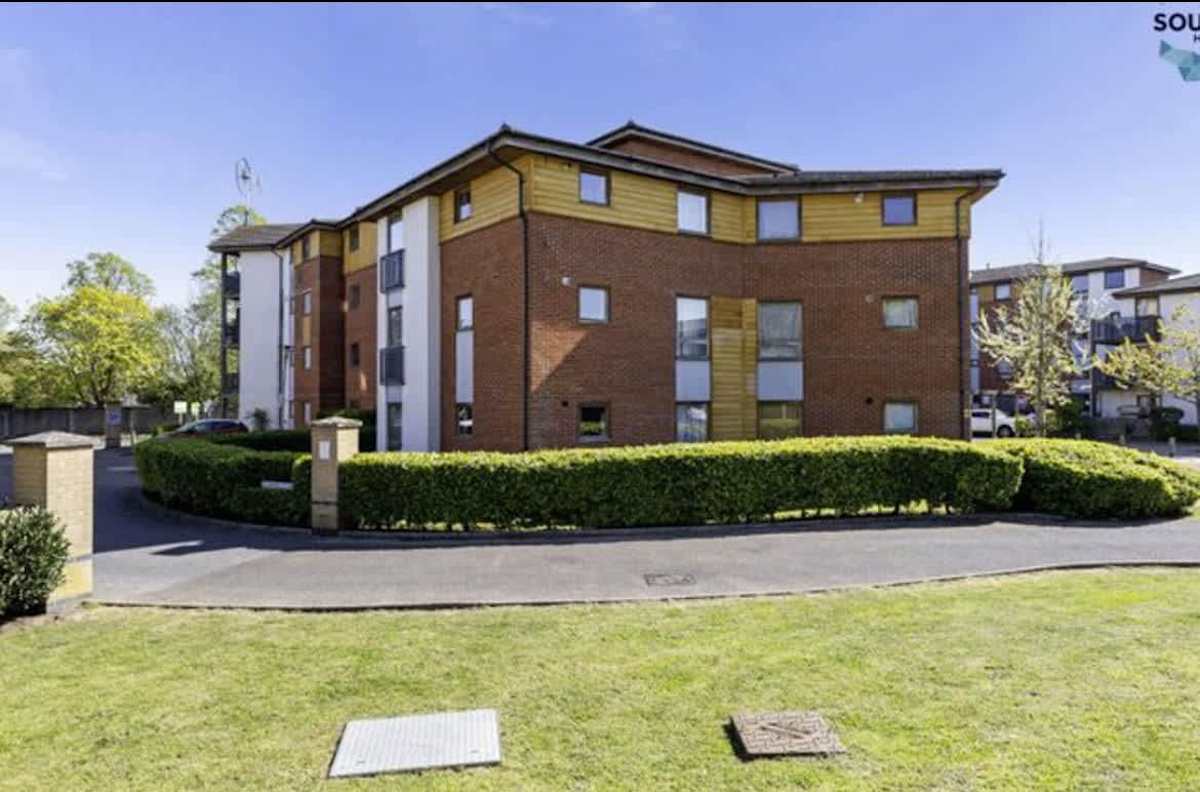 The Croydon Apartment, photograph 42 of 42