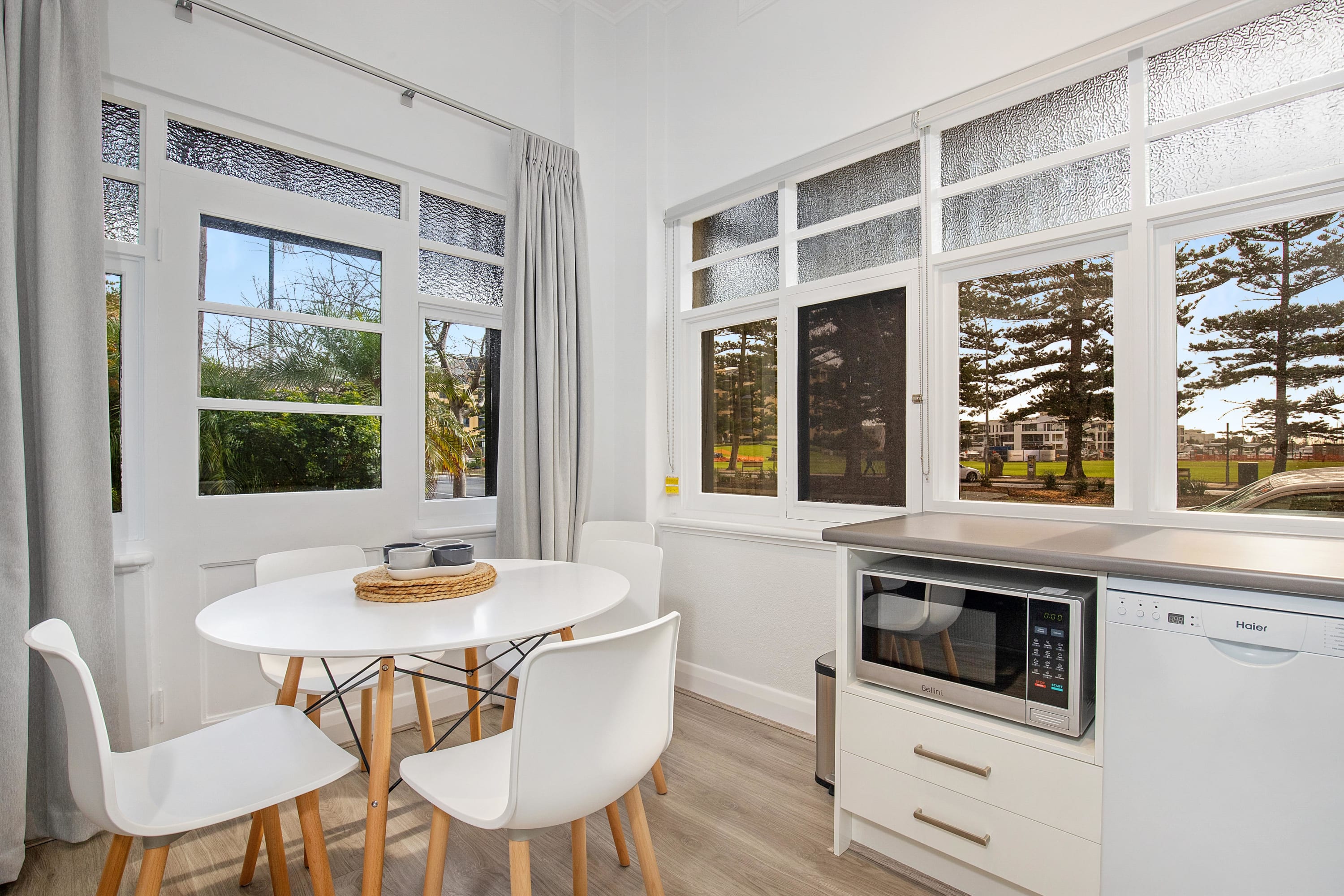 Large Ground Floor Apartment | Park View | WIFI — Glenelg, South Australia — vacation rental