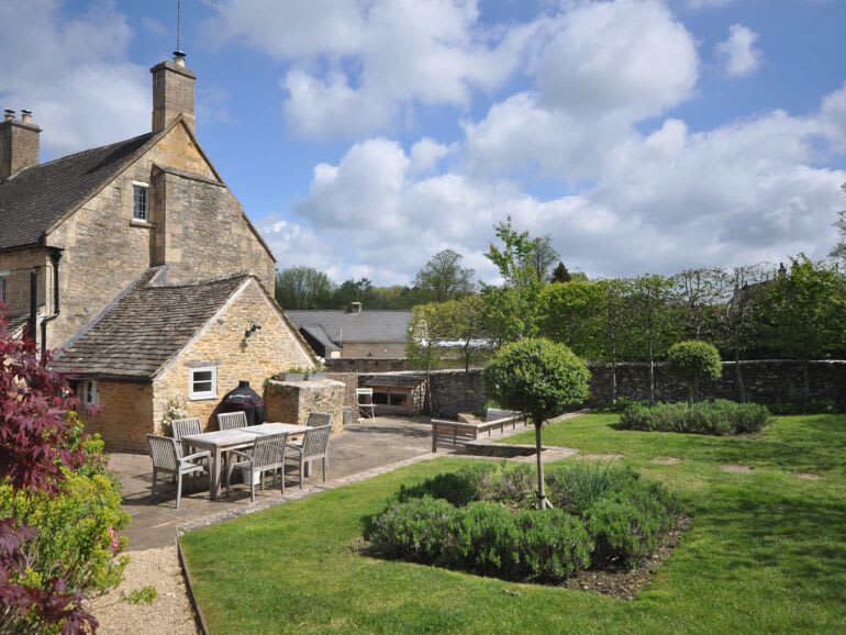 Jasmine Cottage | English Grade II | Upper Slaughter — Cheltenham, England — vacation rental