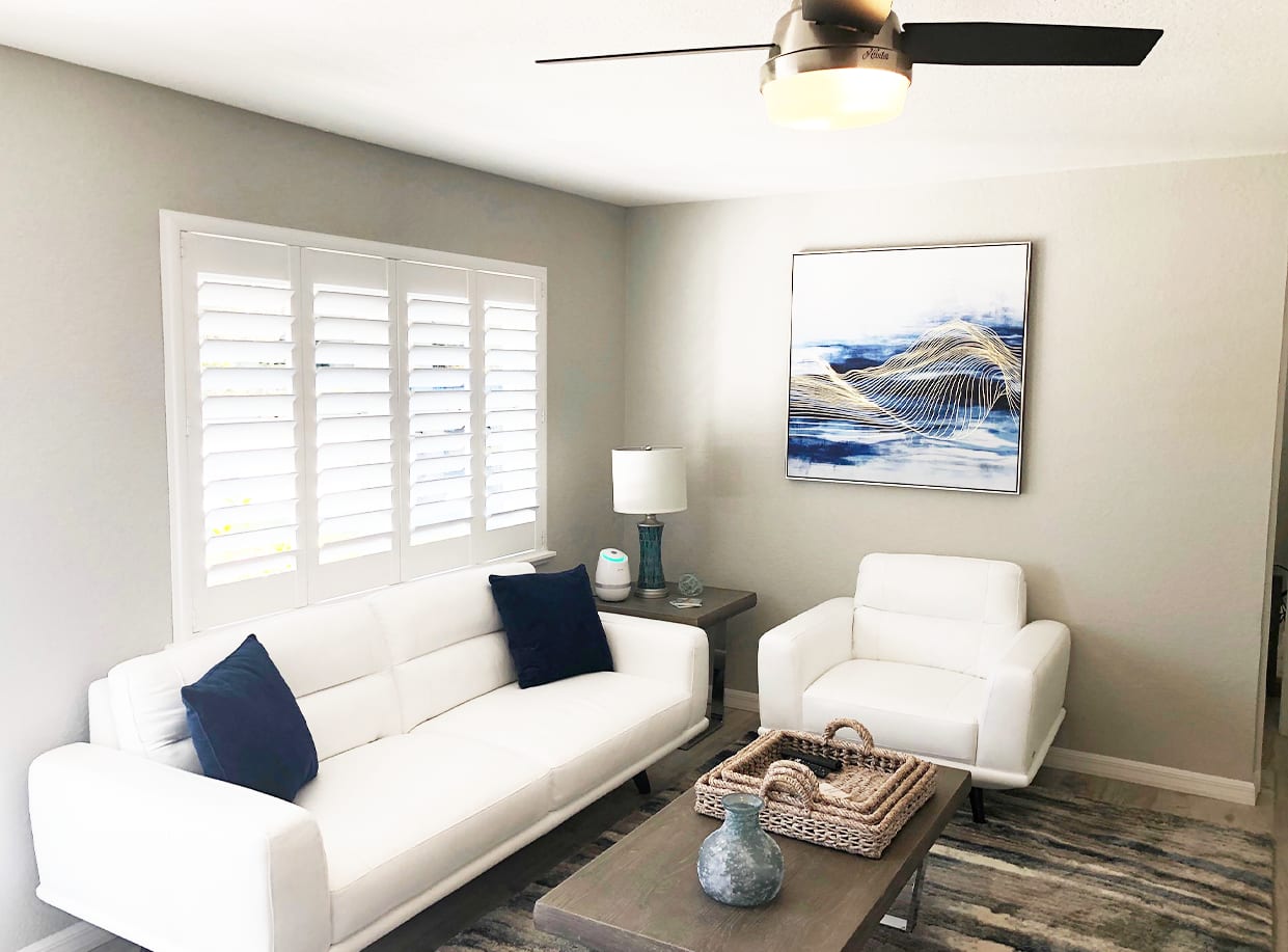 Newly Renovated - Modern Apartment - 2 of 4