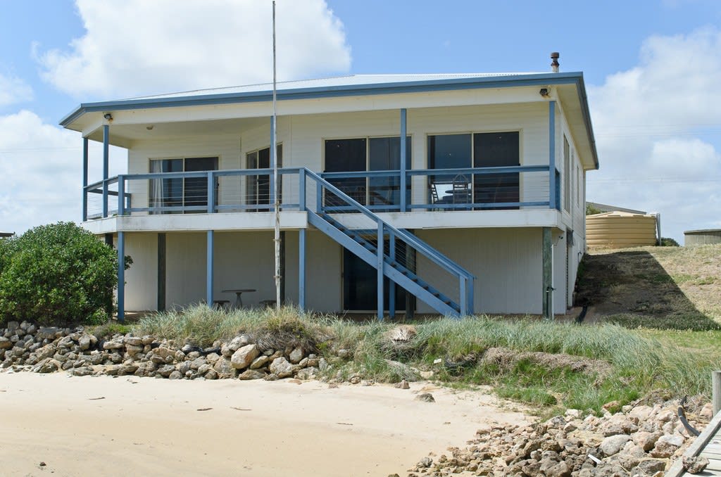 View 8
