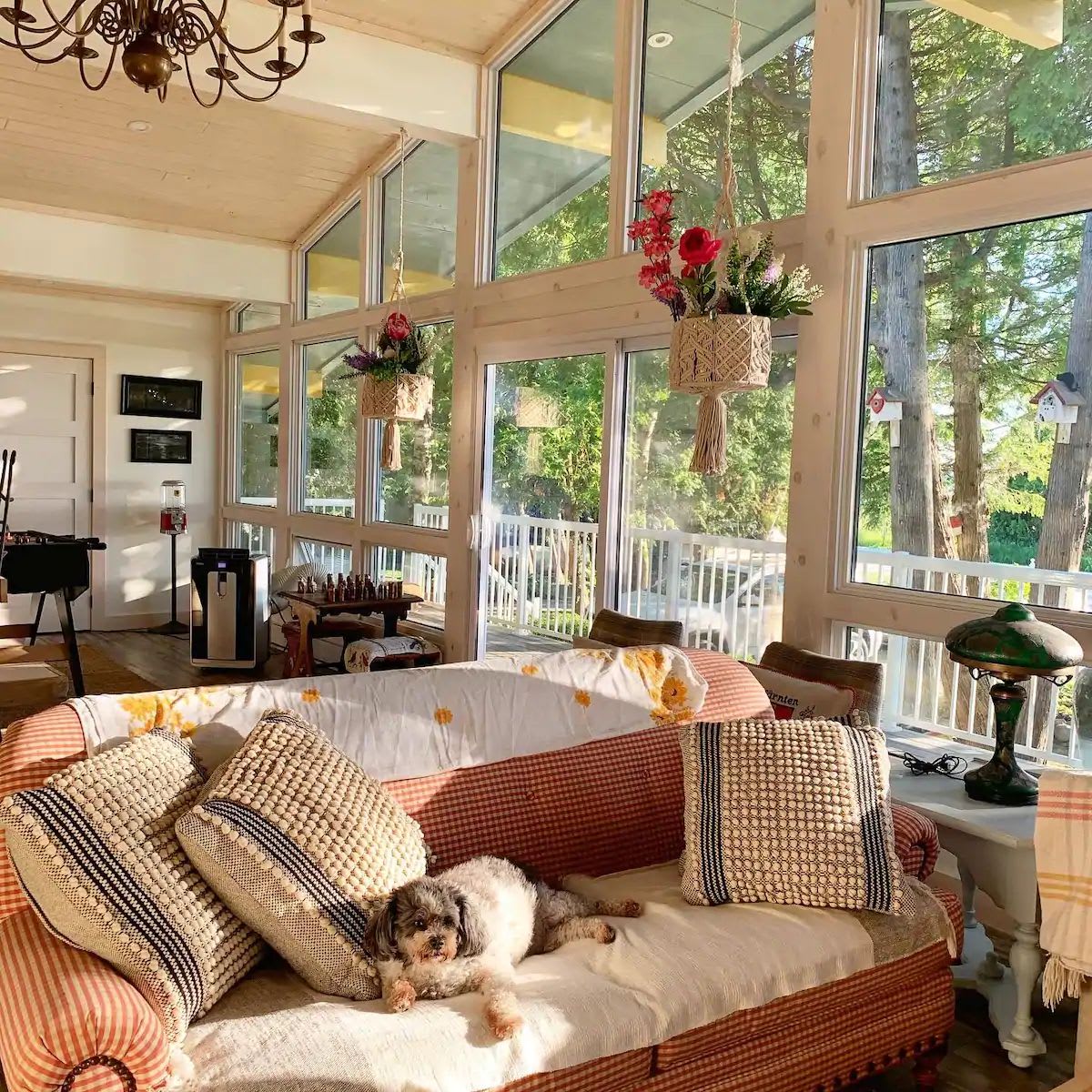Bright & Spacious Chalet on Lake Huron - Private — Wiarton, Ontario — vacation rental