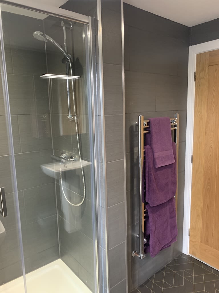 ** 3 Ashbrook Windmill - Luxury first floor 1 bedroom flat ** in Windmill Road 107 OX3 7BT - Property image 10 - VivreStays