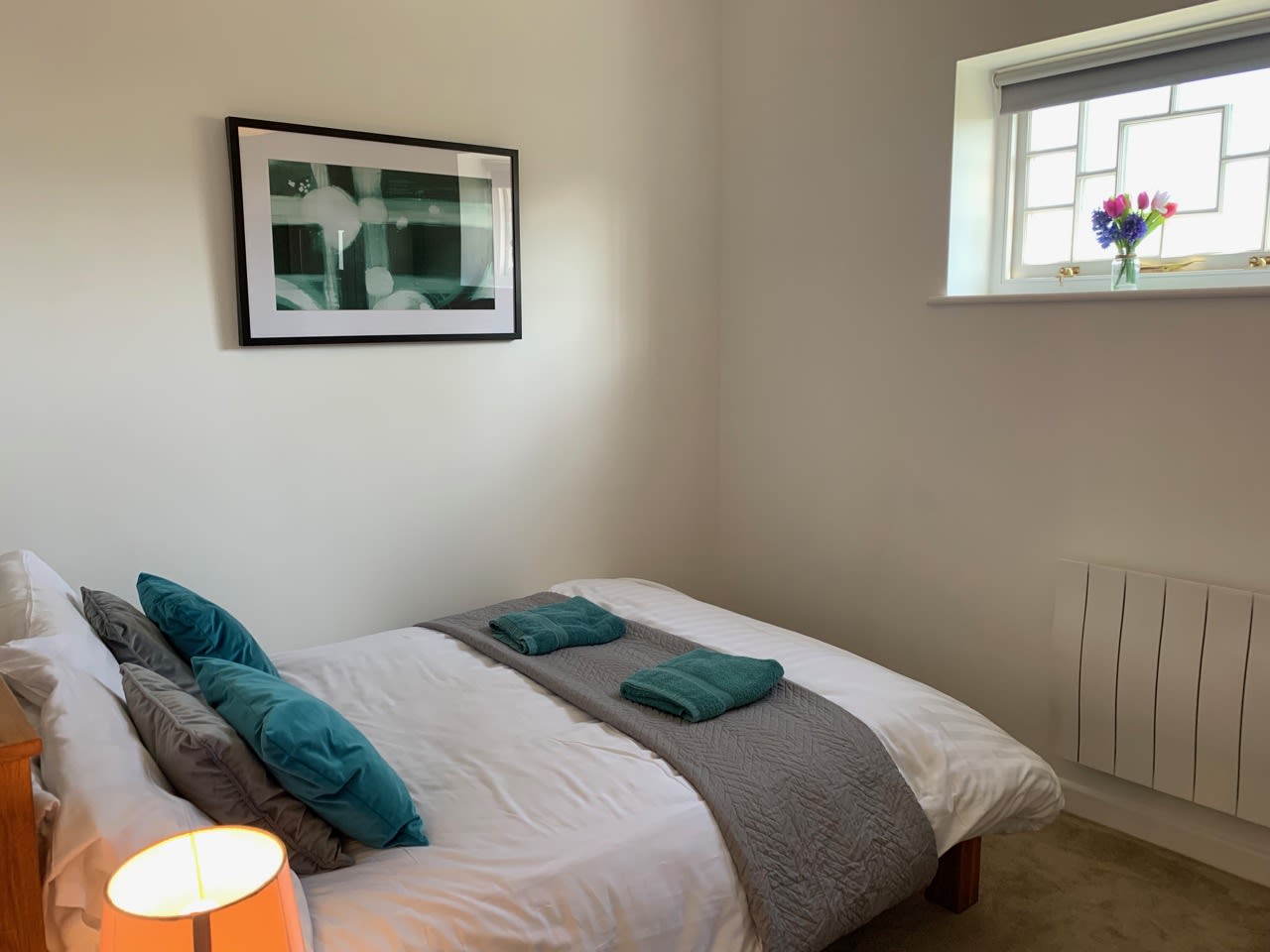 Ashbrook Lewis a two bedroom, two bathroom cottage, Harwell Campus in Limetrees 1 OX11 0HW - Property image 5 - VivreStays