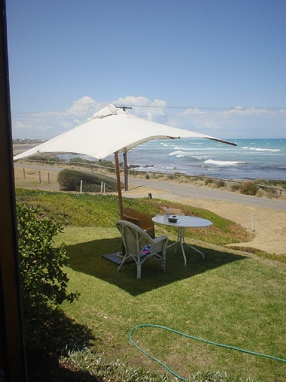 Middleton Bay Cottage - 44 Ocean Parade Middleton — Middleton, SA — vacation rental