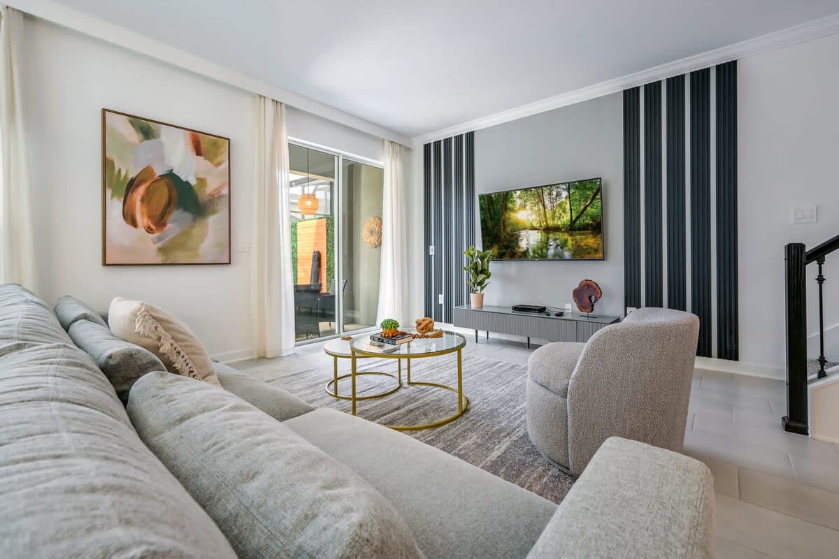 Casa de 5 dormitorios en Storey Lake – foto 1