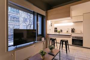 Huelén | Avant-Garde Aesthetics in a Classic Setting