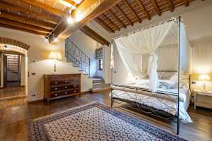 7 bedroom Tuscany villa