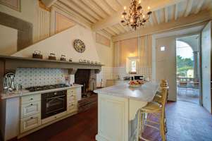 Large Tuscany villa rental