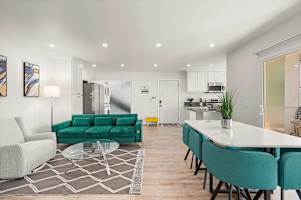 Luxury Escape w/ Private Balcony & Free Parking #3 — Altadena, CA — vacation rental