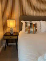 *NEW* Contemporary 2 bed, free parking