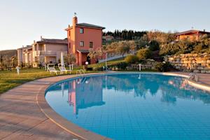 3 bedroom Tuscany apartment