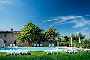 Assisi villa rental