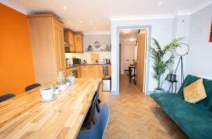 PRIMROSE ST
