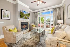 The Sheltering Sky - Walk to Dickson St and UofA — Fayetteville, AR — vacation rental