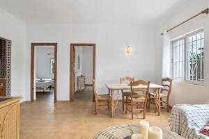 Casa en Conil: apartamento con piscina compartida, jardín y parking privado - image 5