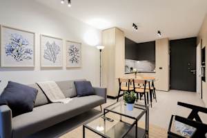 Modern 1BR Suite | Steps to Parque Arauco Mall