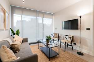 2BR Retreat in Las Condes, Steps from Arauco Park