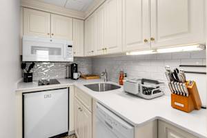 Photo #15 of Essex House I | 1BR Luxury Condo with Elevator at Central Park