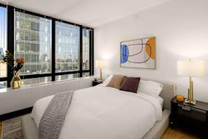 Photo #13 of Skyline I | 22nd floor 3BR w/ Doorman, Gym, Pool Photo #13 of Skyline I | 22nd floor 3BR w/ Doorman, Gym, Pool