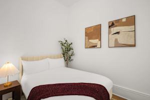 Photo #10 of Washington VI | Full-Floor Gold Coast 2BR Loft