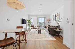 Limehouse Suites Laurel photo 2
