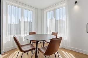 Limehouse Suites – Cedar photo 8