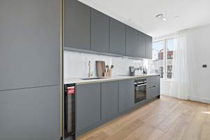 Limehouse Suites – Cedar photo 6