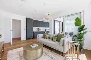 Limehouse Suites – Cedar photo 4