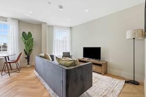 Cheyne Orchard l Luxury Chelsea Retreat with Thames Views photo 5