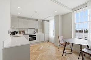 Cheyne Orchard l Luxury Chelsea Retreat with Thames Views photo 1