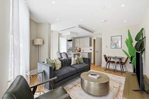 Cheyne Cedar l Luxury Chelsea retreat With River Views photo 1