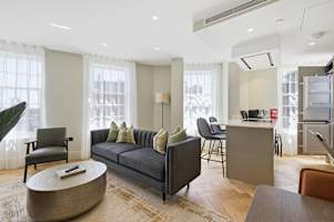 Cheyne Cedar l Luxury Chelsea retreat With River Views photo 8