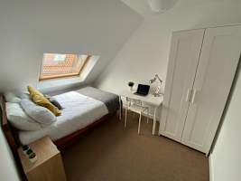 Spacious 5 Bedroom Home in Cambridge photo 6