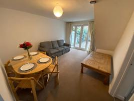 Spacious 5 Bedroom Home in Cambridge photo 5