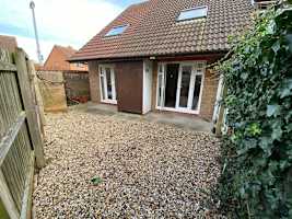 Spacious 5 Bedroom Home in Cambridge photo 1