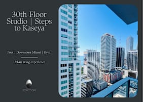 Downtown Miami studio on the 30th floor: city views, walk to Kaseya Center, rooftop pool — Miami stay