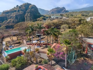 Tepoztlán — Private 5-Casita Mountain Retreat