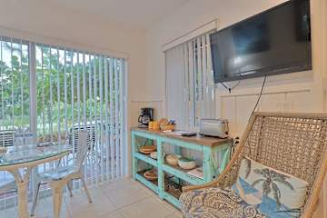 Beach Tree Suite