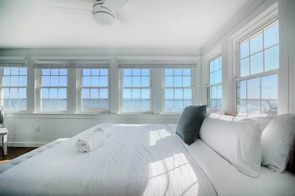 Photo 5 of Del Mar #13369 - Stunning Waterfront Views, Beach steps away!